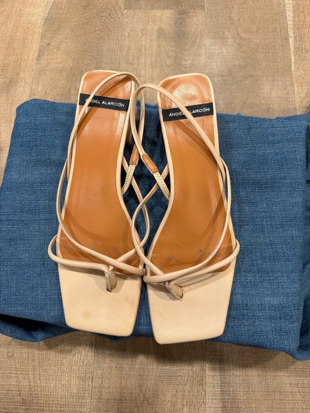 NWOT Anthropologie Angel Alarcon Strappy Slingback Heeled sandals